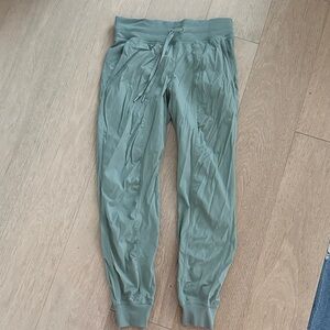 Lululemon sage Green dance studio Jogger Pants size 6 great condition